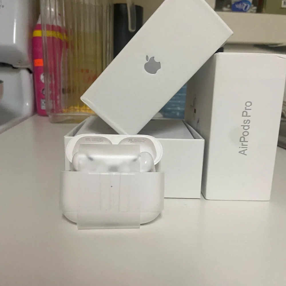 Apple AirPods Pro 2nd Generation
